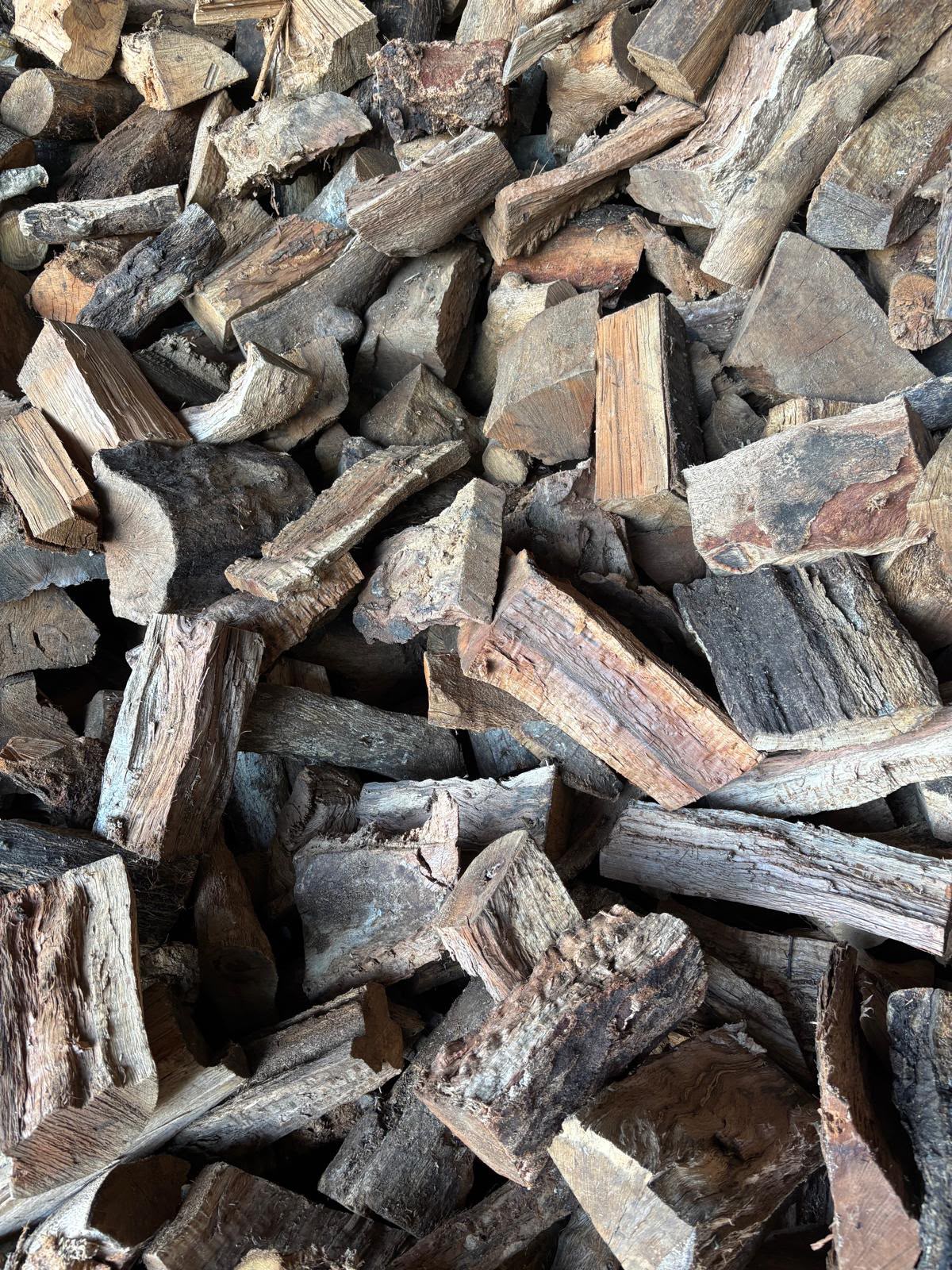 Leña de carrasca / roble para chimenea y brasa