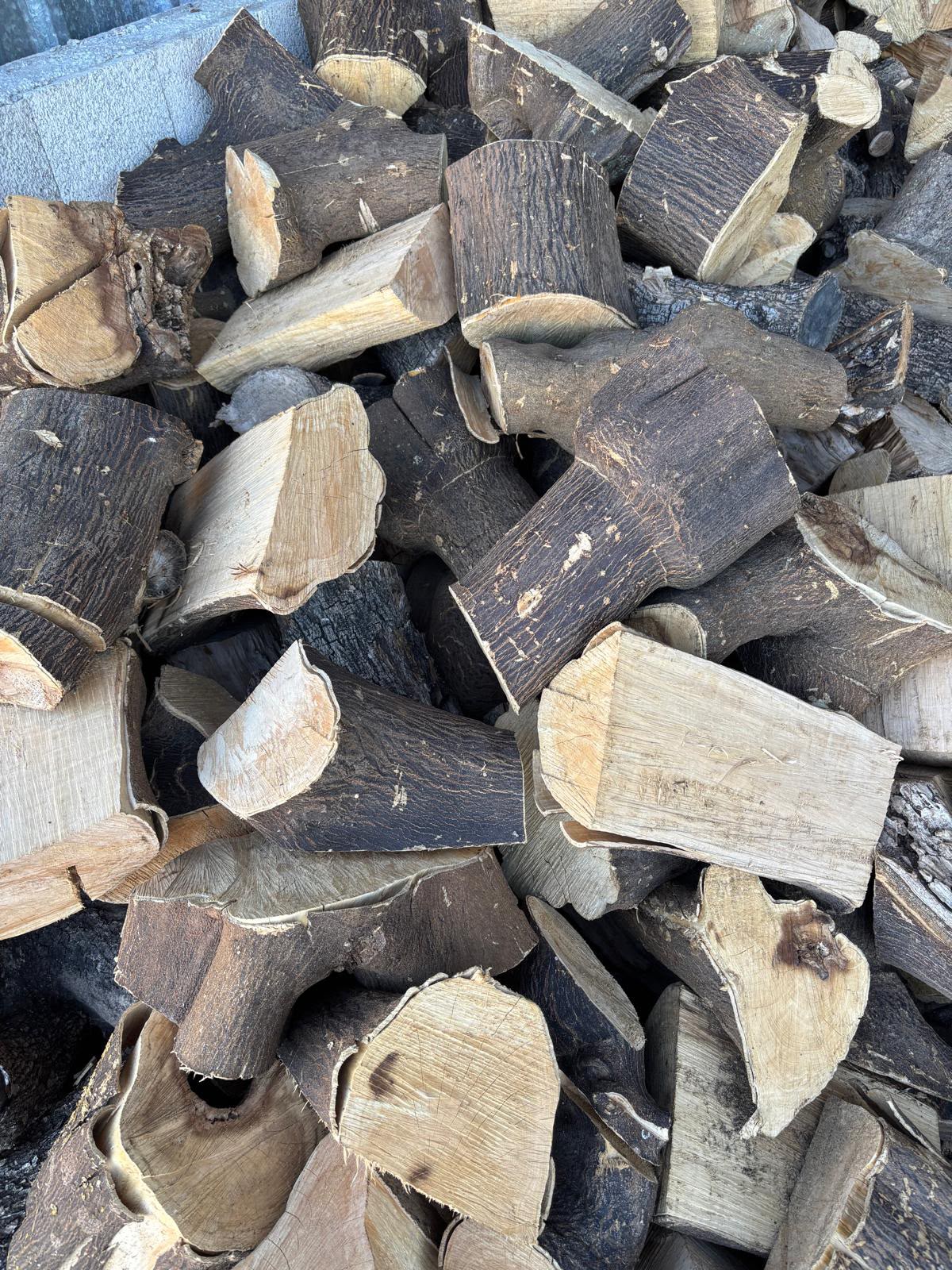 Leña de naranjo para chimenea y brasa